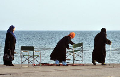 「雇い主に呪い」で死刑判決のメイド、サウジが釈放 10年収監後