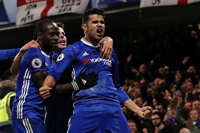 チェルシーがコスタの得点などで勝利、アーセナルは激戦制して2位浮上
