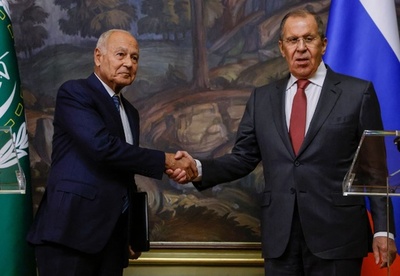 ロシアとアラブ連盟、中東の「流血阻止」で協力 ラブロフ外相