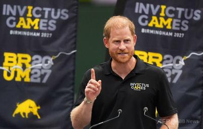 ヘンリー王子一家がチャールズ英国王と対面、英メディア