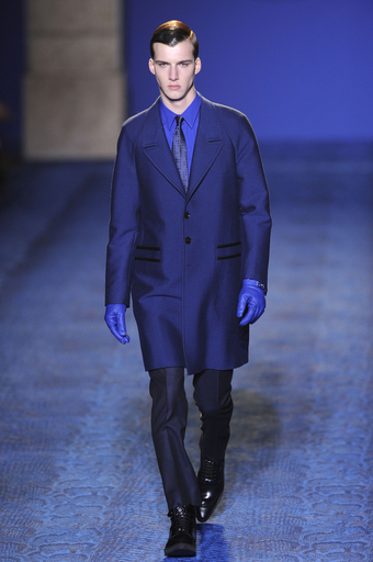 ＜11/12年秋冬ミラノ・メンズコレクション＞ヴェルサーチ