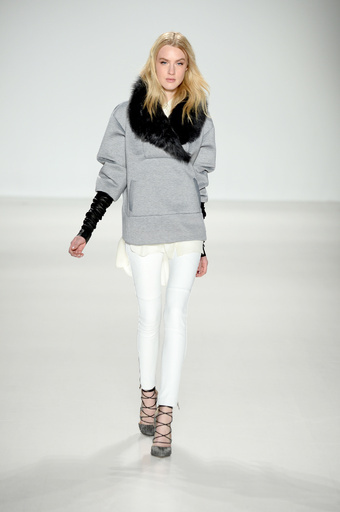 ＜14/15年秋冬NYコレクション＞マリッサ・ウェッブ