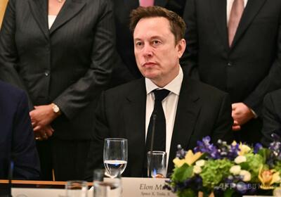 マスク氏、ゼレンスキー大統領に退陣呼び掛け