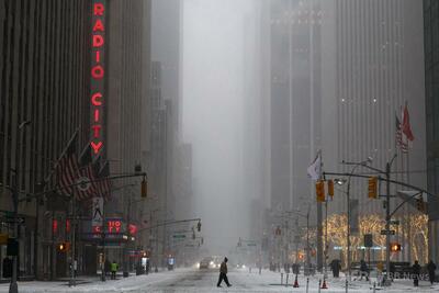 米国襲う歴史的寒波、100万戸以上が停電 航空便は多数欠航