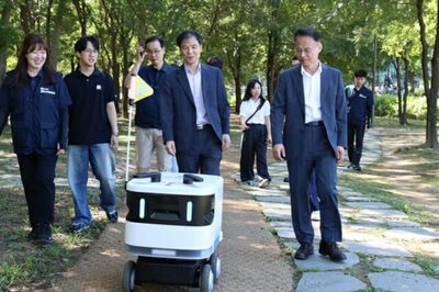 韓国環境保全院、河川敷緑地に自律走行ロボット導入