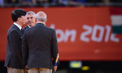 海老沼が再判定の末準決勝へ、柔道男子66キロ級