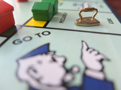 モノポリーの駒に新顔「ネコ」登場、「アイロン」は退場