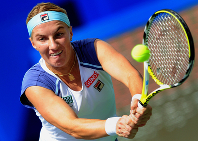 クズネツォワ クドリャフツェワ退け準々決勝へ