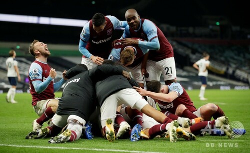 スパーズが終盤3失点でドロー ベイルは苦い復帰戦に 写真11枚 ファッション ニュースならmode Press Powered By Afpbb News