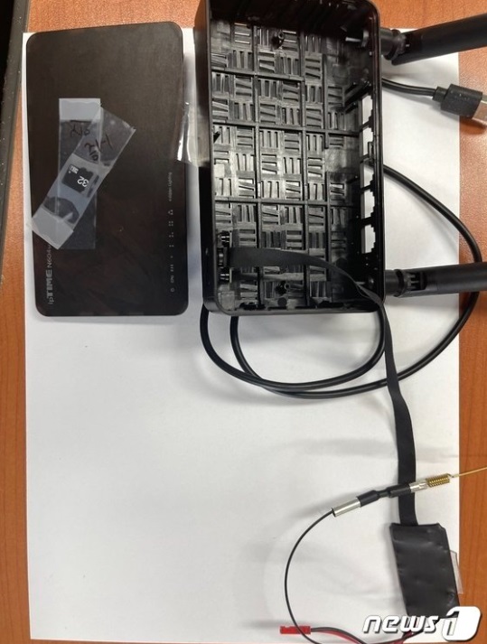 モーテルなどに設置された隠しカメラ（仁川南東警察署提供）(c)news1