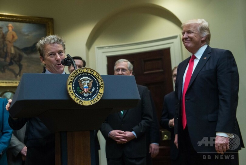 オバマケア代替法案、共和党内からも反発 トランプ大統領に逆風