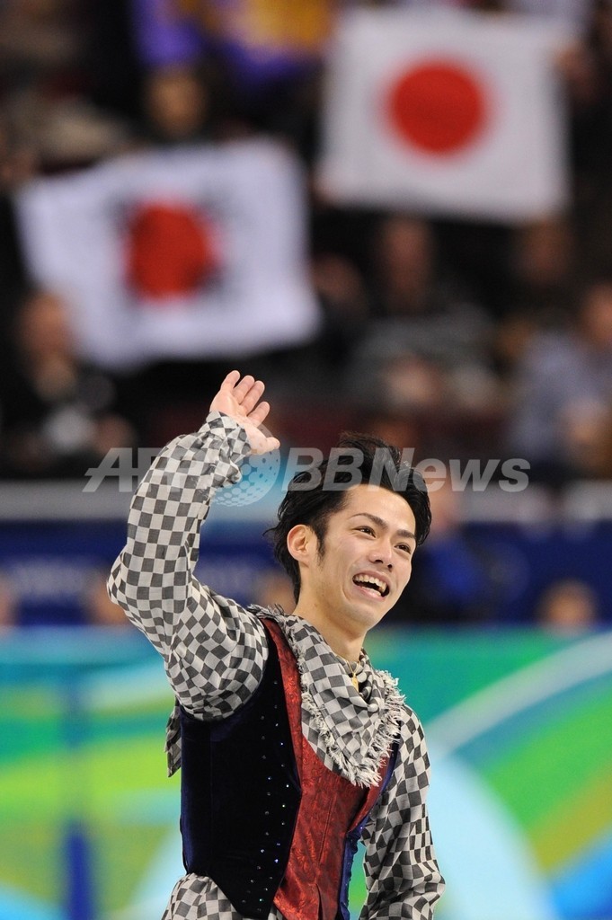 高橋が男子フィギュア初メダルの銅 優勝はライサチェク、バンクーバー冬季五輪