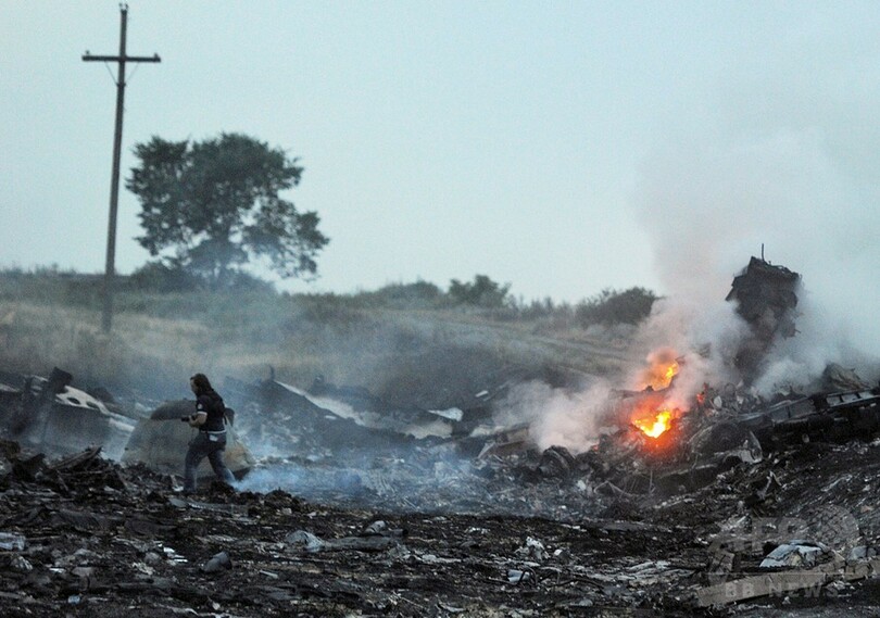 ウクライナでマレーシア航空機撃墜か、295人全員死亡の情報