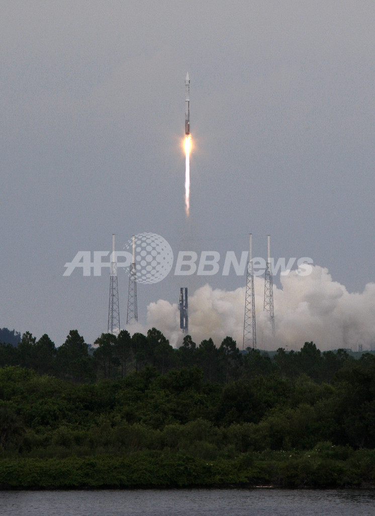 米NASA、無人月探査機の打ち上げに成功