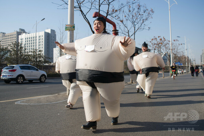 女神たち？が疾走 山西・太原