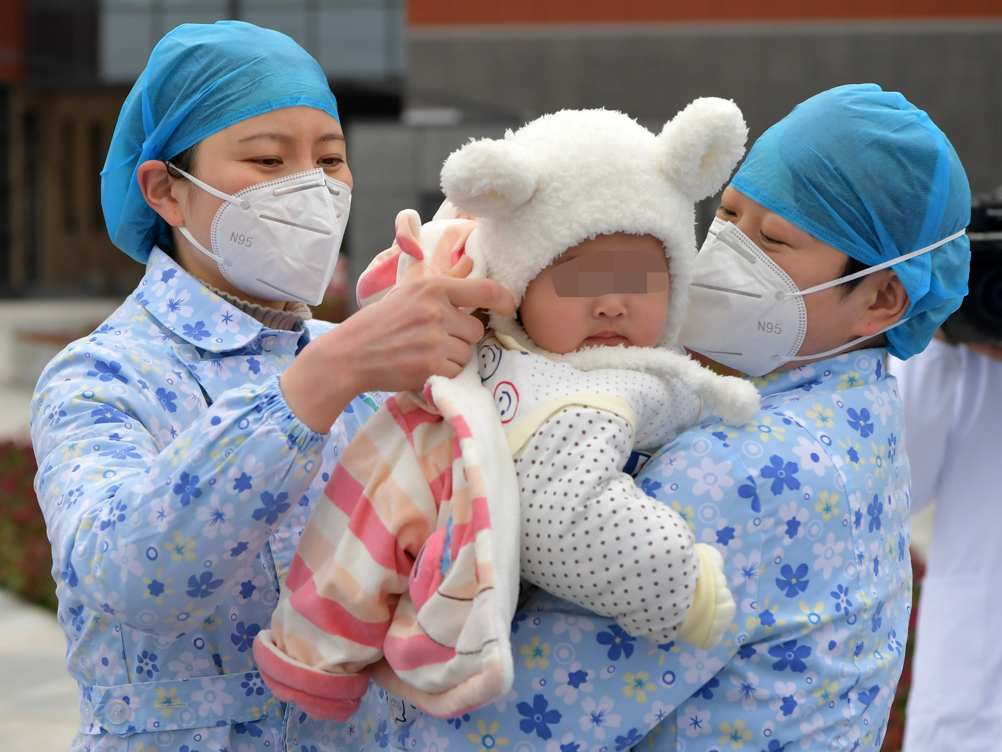 新型肺炎の７カ月の赤ちゃん 無事退院 中国 江西省 写真4枚 国際ニュース Afpbb News