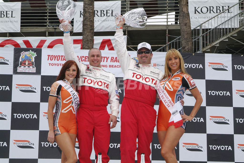 <07チャンプカーシリーズ 第2戦トヨタGP>チャリティイベント、セレブリティー・レースが開催される 米国 写真7枚 国際ニュース