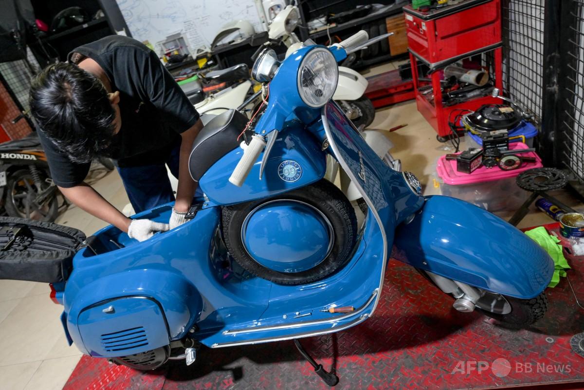 ベスパ」愛が止まらない ビンテージスクーターを電動に インドネシア