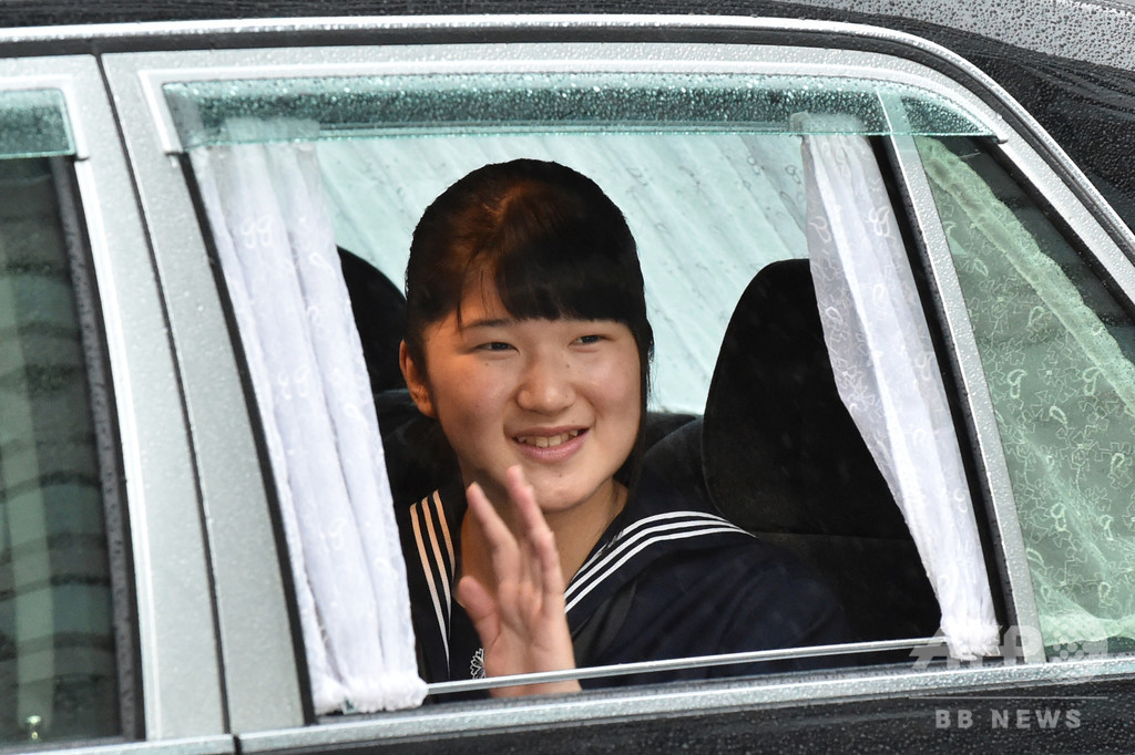 「女性天皇」に賛成、8割超える 世論調査 「女性天皇」に賛成、8割超える 世論調査