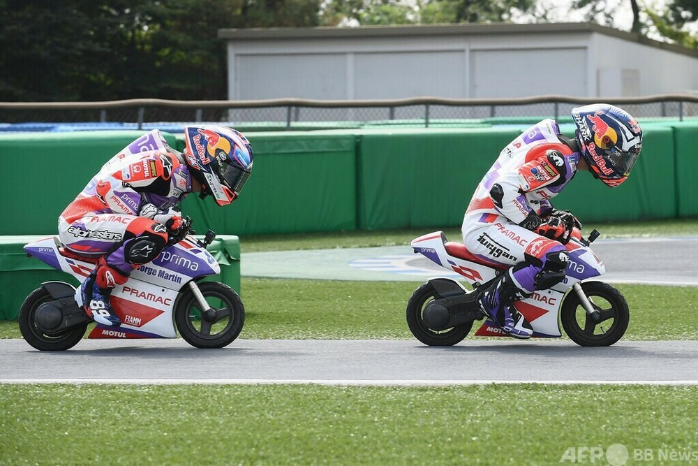 MotoGPライダーがミニバイクレース 日本GP開幕前イベント 写真7枚 国際