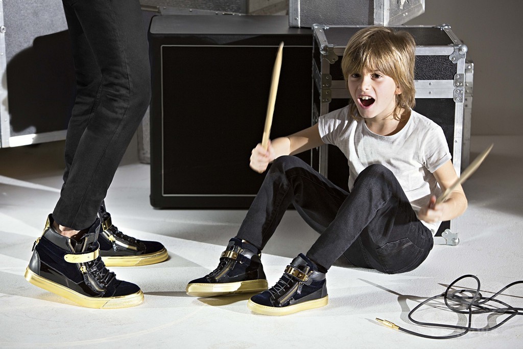 「ジュゼッペ・ザノッティ」初のキッズシューズ発売