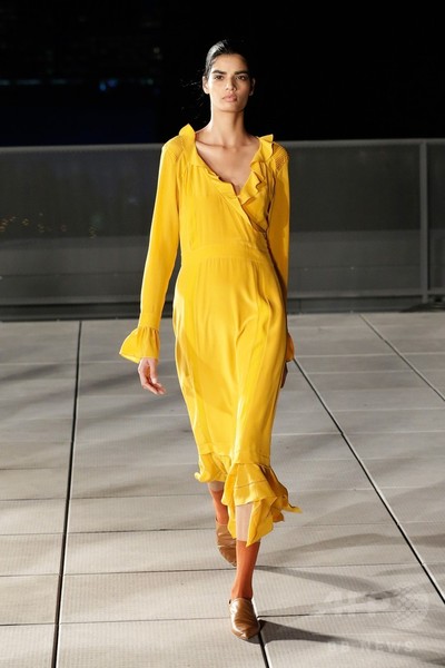 「タクーン」17年春夏