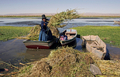 チチカカ湖（Lake Titicaca）の湖畔（2007年7月10日撮影）。(c)AFP/AIZAR RALDES