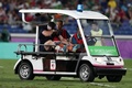 ラグビーW杯日本大会・プールA、アイルランド対スコットランド。負傷し、運び出されるスコットランドのハミッシュ・ワトソン（2019年9月22日撮影）。(c)Behrouz MEHRI / AFP