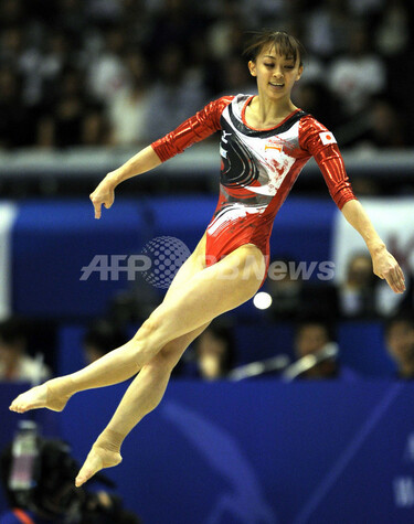 日本女子 団体で五輪出場権獲得、世界体操 写真10枚 国際ニュース