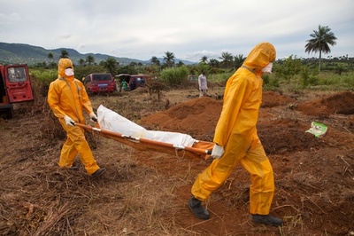 エボラ熱死者、4000人超える 世界的な感染拡大に懸念
