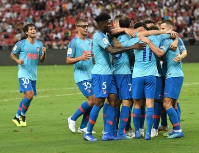 アトレティコがPK戦でアーセナル下す、渦中のエジルは出場せず