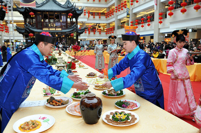 中国の宮廷料理「満漢全席」 最高峰と言われる理由