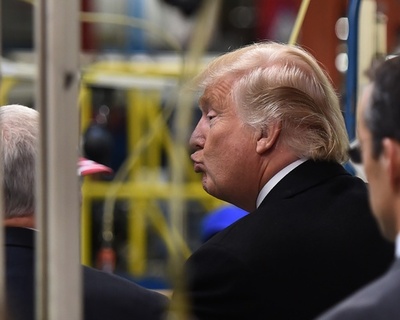 トランプ氏、台湾総統との電話会談についてツイート