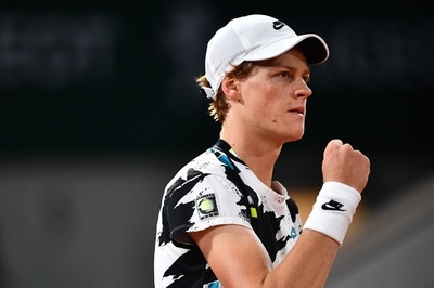 新鋭シナーがゴフィンに圧勝、初出場の全仏OPで2回戦進出