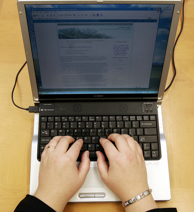 50代以上向けフェースブック型ソーシャルネットワーキングサービスが運用開始