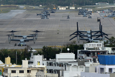 米海兵隊、普天間基地の司令官を解任 理由は「信頼喪失」