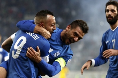 ギリシャが先勝、本大会出場に近づく 欧州予選プレーオフ