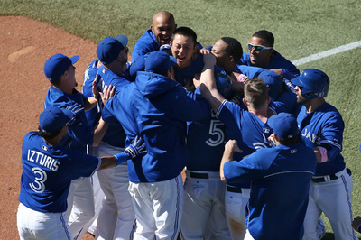 川崎がサヨナラ二塁打、ブルージェイズが逆転勝利