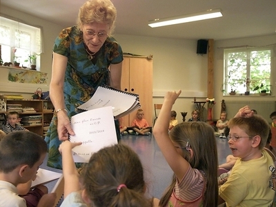 英国の学校担当相は英単語が苦手？ウェブサイトでミス多数