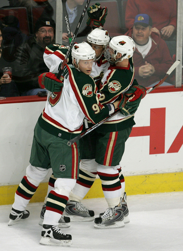 ＜06-07NHL＞ワイルド ブラックホークスに完封勝ち - 米国