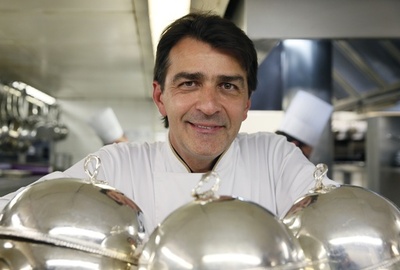 仏ゴーミヨの「今年の料理人」、ヤニック・アレノ氏に