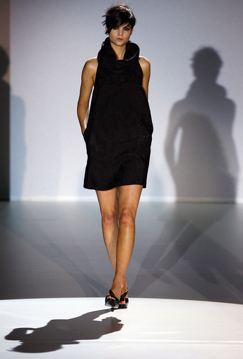 ＜08/09年秋冬パサレラ・シベレス＞ロベルト・トレッタ、新作を発表