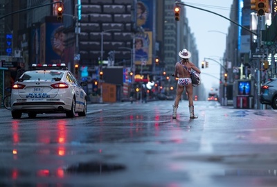 「躊躇している時間はない」