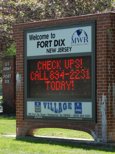 米軍基地への攻撃計画で5人に有罪