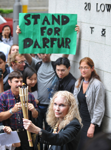 米女優ミア・ファローさん、五輪スポンサー企業を批判