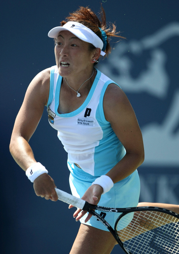 杉山 ハンチュコワを下し準々決勝進出