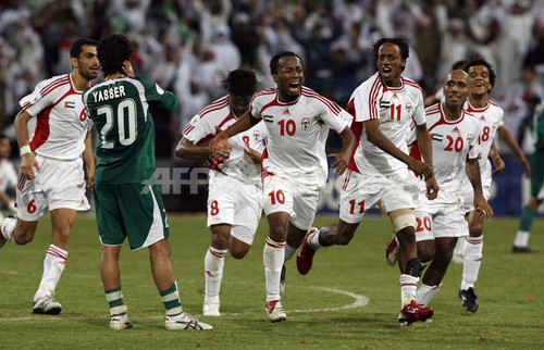 サッカー ガルフカップ07 Uae マタルの活躍でサウジアラビアを降し決勝へ Uae 写真16枚 ファッション ニュースならmode Press Powered By Afpbb News