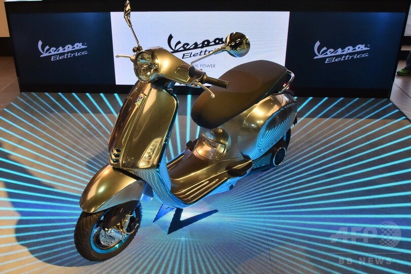 伊スクーター「ベスパ」に電動モデル登場　来年末までに発売