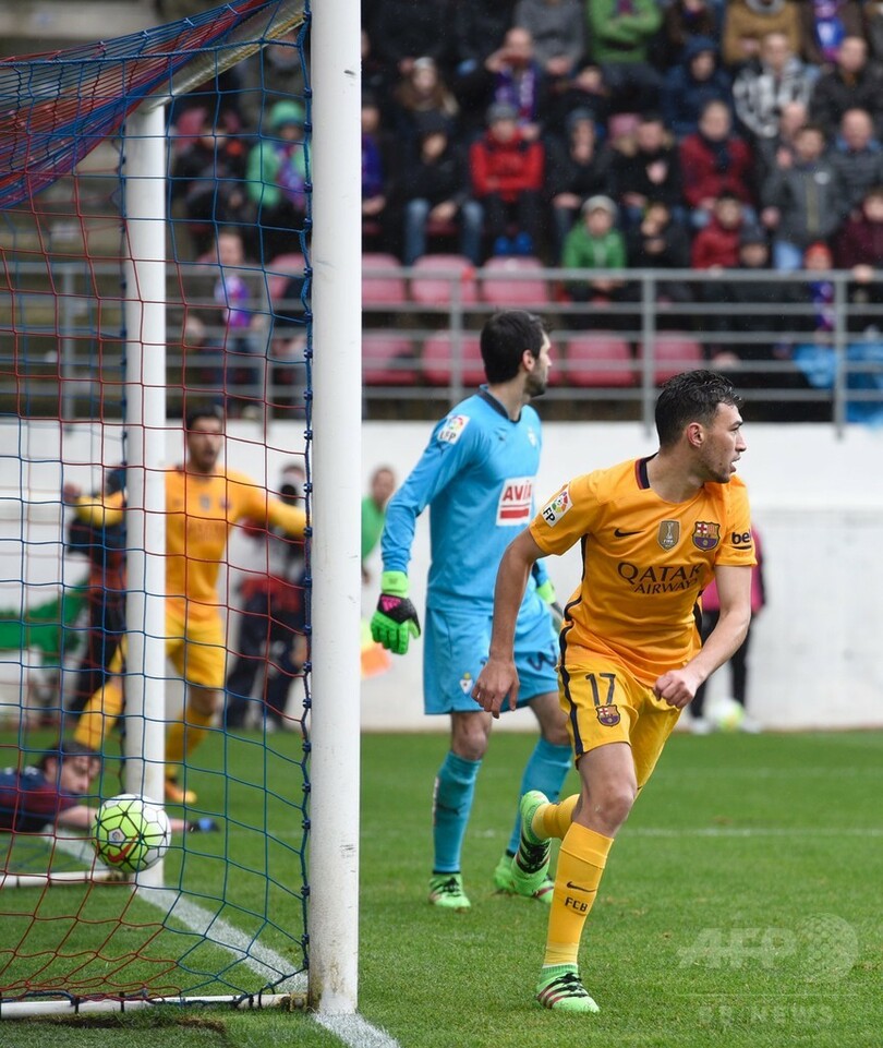 首位バルサ4発快勝で36戦無敗、アトレティコもバレンシアに勝利