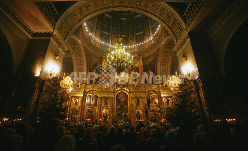 ロシア正教のクリスマス到来、各地で礼拝